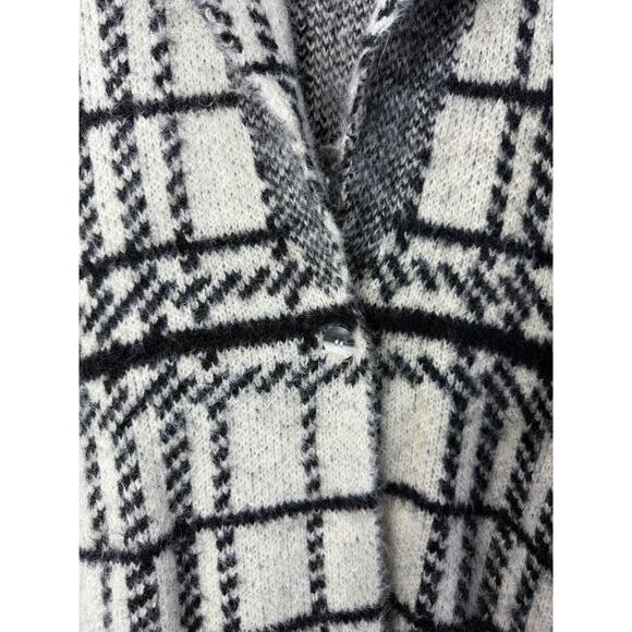 L*SPACE Stirling Sweater Coat in Plaid Ivory Black Women’s XL Cozy Quiet Luxury - Picture 6 of 10